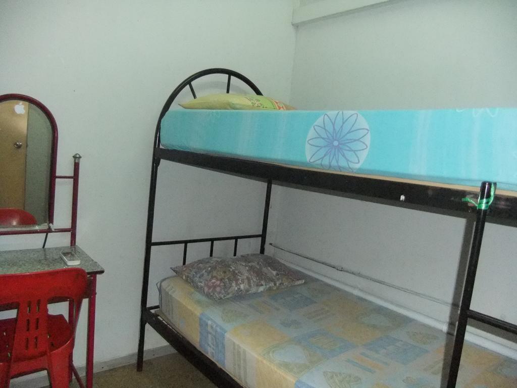 Hawaii Hostel Singapura Bilik gambar