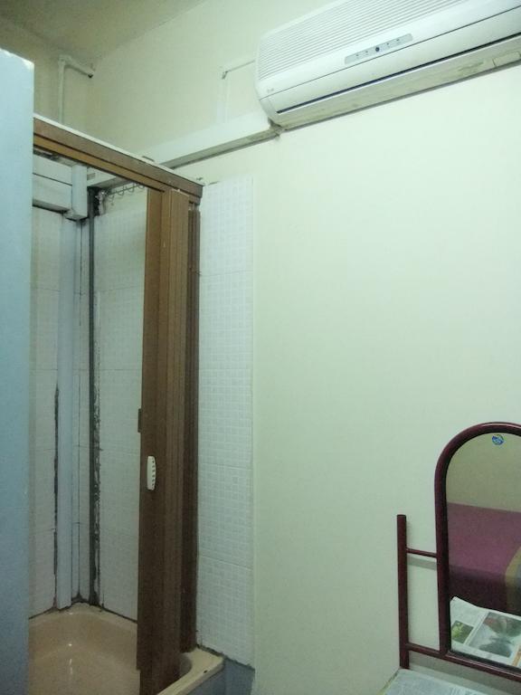 Hawaii Hostel Singapura Bilik gambar